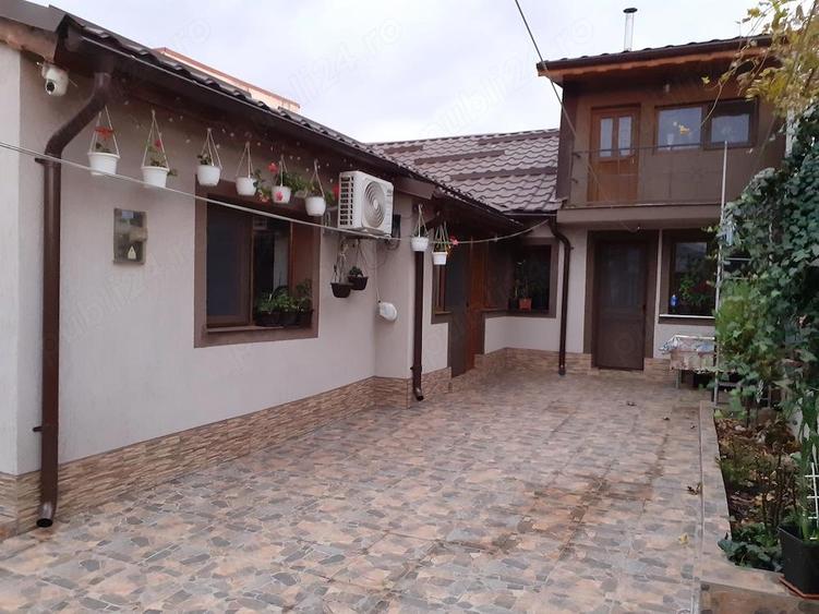 Inel 1 Casa 4 camere- baie- bucatarie- beci-centrala pe gaz-169000 euro! Gata de mutat! - 1
