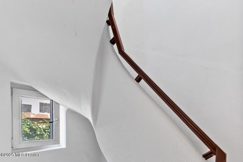 Cotroceni - Davila, Vila d+p+2, 232 mp total, terasa intima! - 55