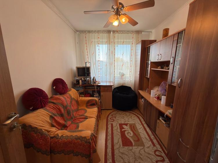 Apartament 4 camere, cetrala termica, boxa 12 mp in acte, str. Gura Ialomitei 5 - 12
