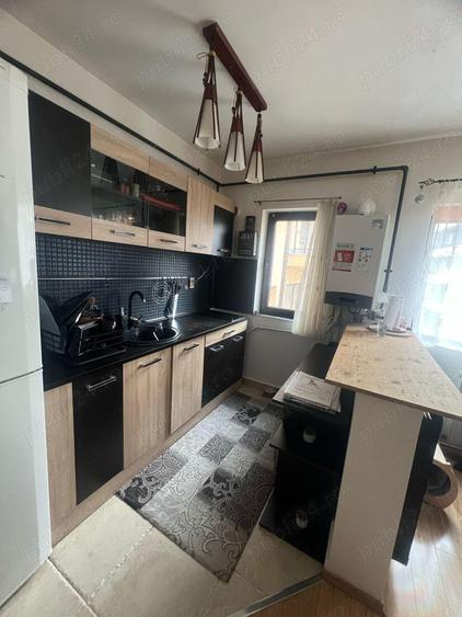 Apartament la cheie cu 2 camere si parcare in zona Teilor!! - 1