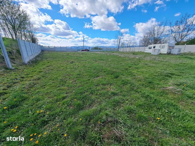 Teren de vanzare 3600mp, cu proiect si autorizatie- Berghin- Straja - 1