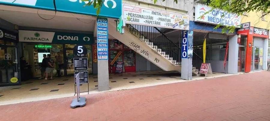 Spațiu comercial, de 40 mp, în Titan