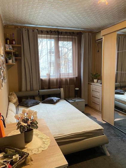 Persoana fizica. Vand apartament cu o camera MeniuApartament de vanzare cu 1 camera in Rogerius, OradeaID CP295156659,900 Apartament cu 1 camer - 11