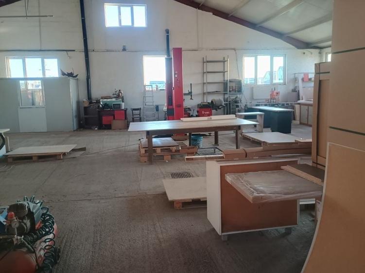 Spațiu comercial, de 100 mp, în Drumul Carului