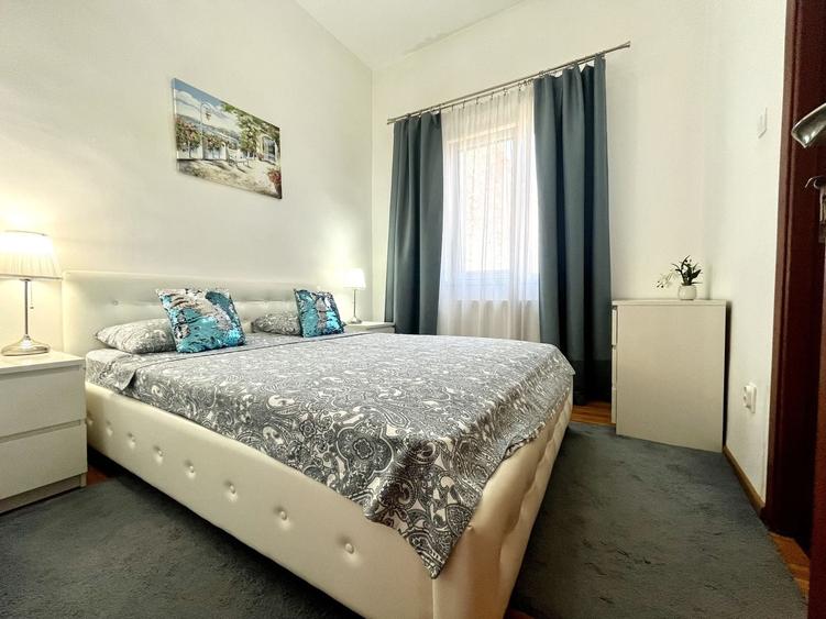 Apartament cu 2 camere decomandat, mobilat în P-ța Unirii