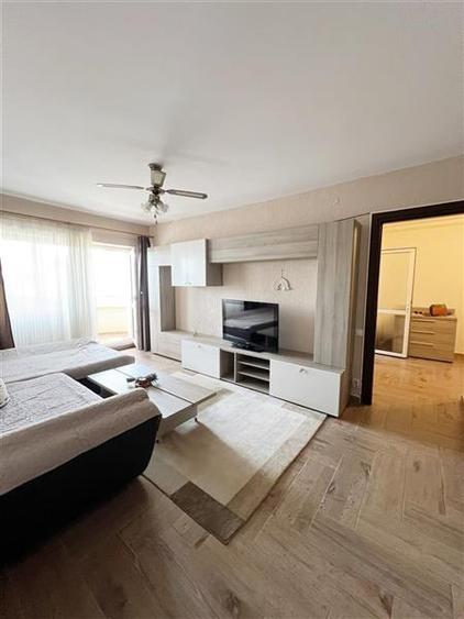 Apartament 2 camere etaj intermediar intrare Racadau - 1