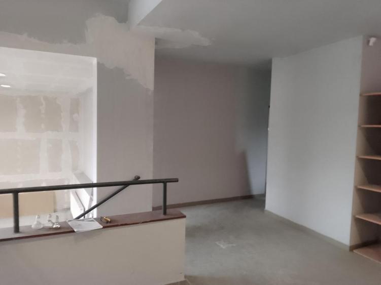 Spațiu comercial, de 160 mp, în Câmpului