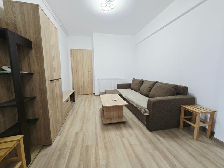 Apartament cu 2 camere decomandat în Păcii