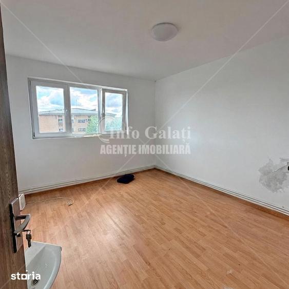 | Apartament cu 3 camere | Micro 21 | Renovat | - 7
