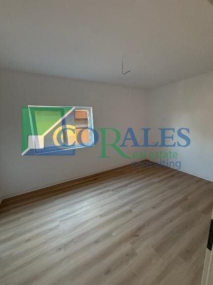 Duplex cu 4 camere cu Canalizare în Ghiroda