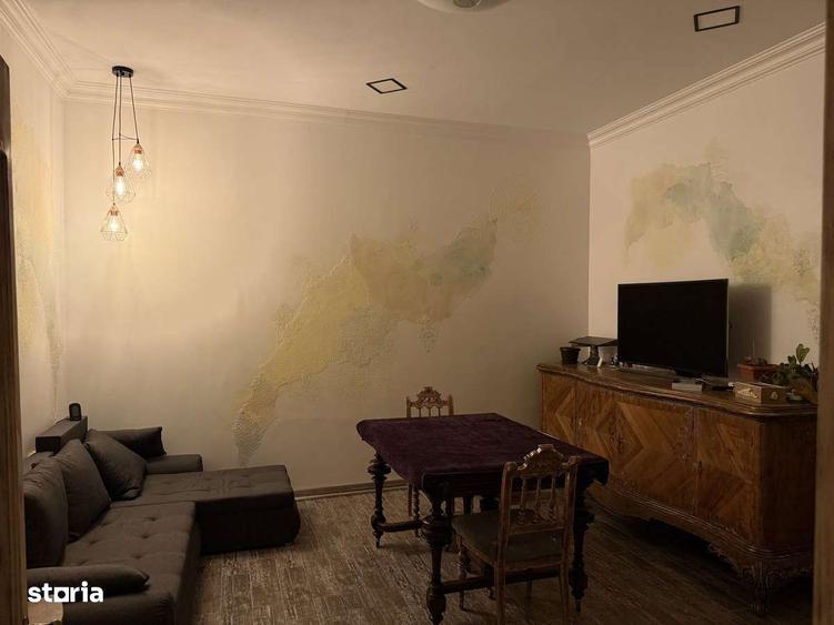 Apartament cu 3 camere decomandat în Bartolomeu