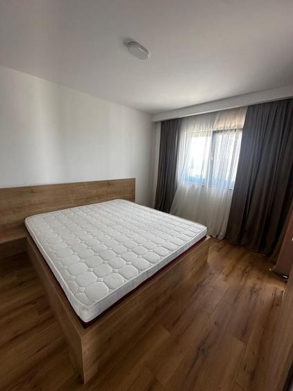 Duplex cu 5 camere cu Canalizare în Clinceni