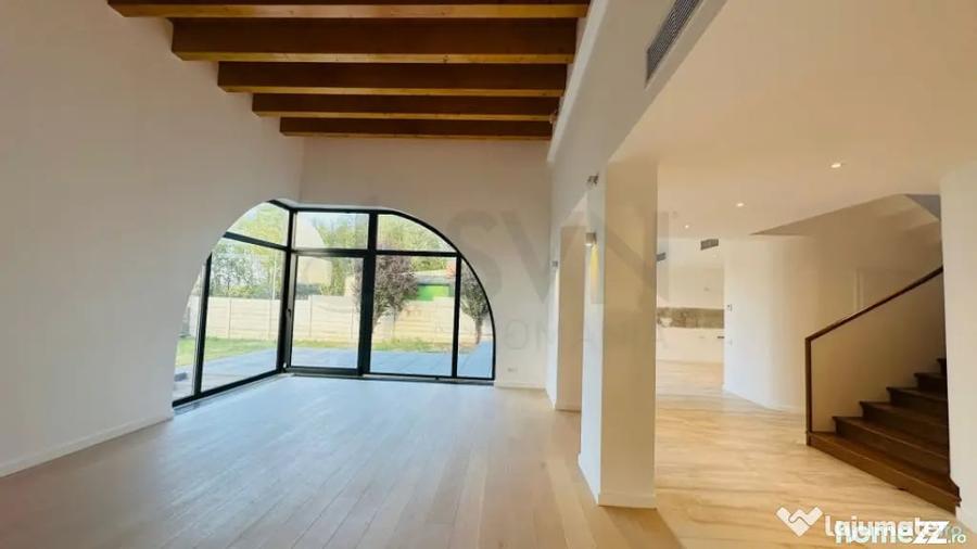 Casă cu 5 camere cu Teren 750 Mp în Corbeanca