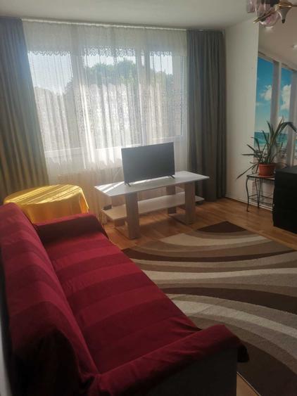 Apartament cu 3 camere decomandat în Alexandru Obregia