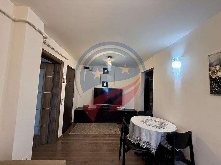 Apartament cu 2 camere decomandat, mobilat în Rovine