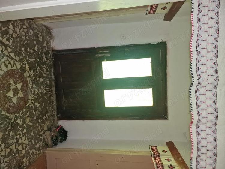 Casa de vanzare aproape de strand termal ?i centru Deta la 45 km de Timisoara - 2