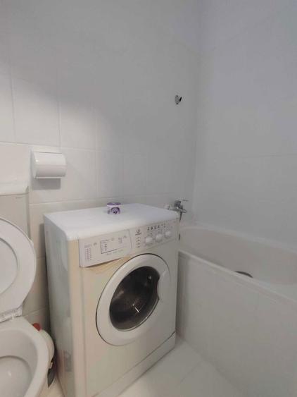 Vand camera de camin zona Tractorul - 1