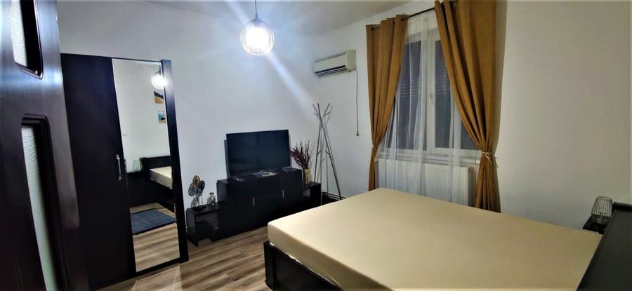 VAND APARTAMENT  DOUA CAMERE CU INTRĂRI SEPARATE - 27