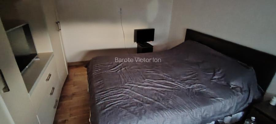 Vând casă Vând casă