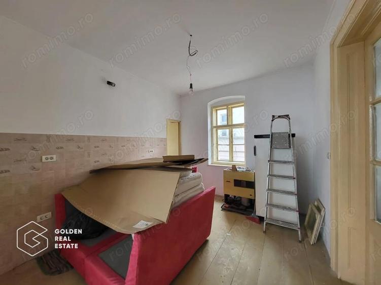 Apartament 2 camere, etajul 1, Oras Lipova - 8