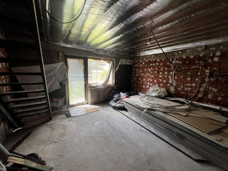 Triplex 80 mp utili, 40 mp curte, parcare, Zona Eroilor - 7