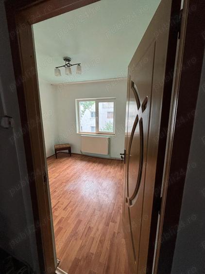 Apartament 3 camere decomandat, zona pia?a - 7