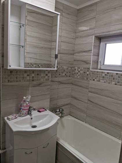 Inchiriez apartament cu 3 camere - 5