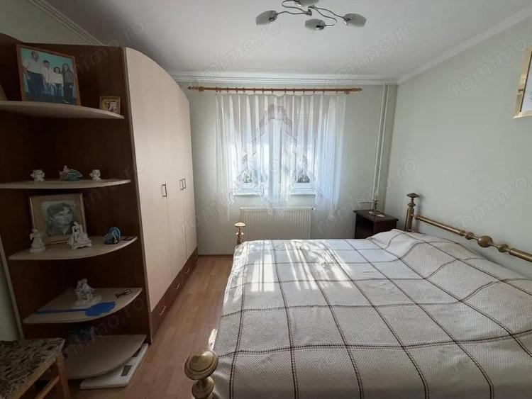 Apartament 4 camere. etj 2, Radauti - 7
