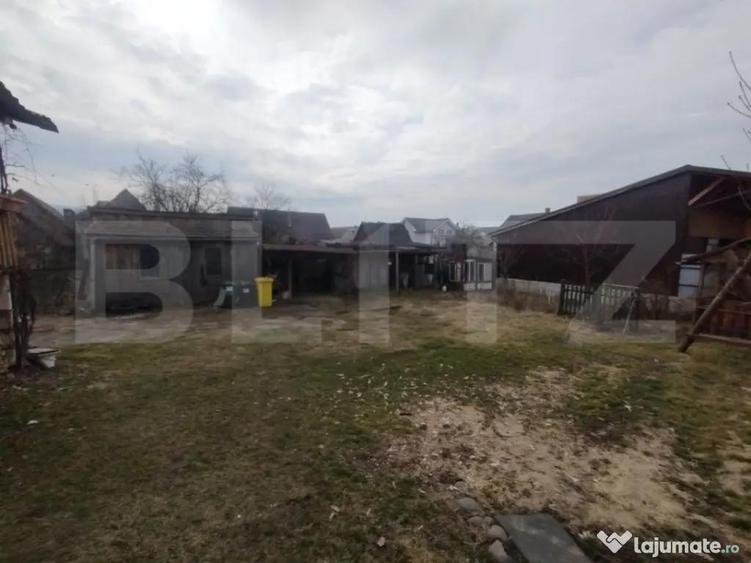 Casa 50 mp, 2 camere, curte comuna, teren 350mp, comuna Live - 1
