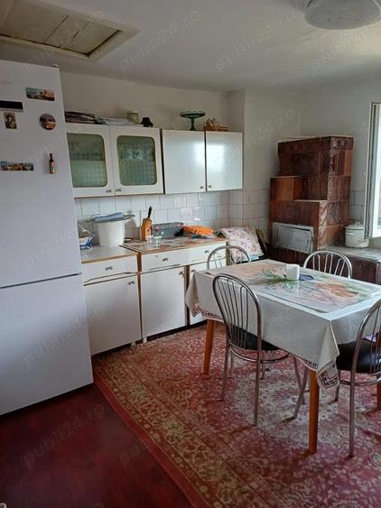 Casa spatioasa, 6 camere, 2 bucatarii + Anexe, Teren 1971mp - 4