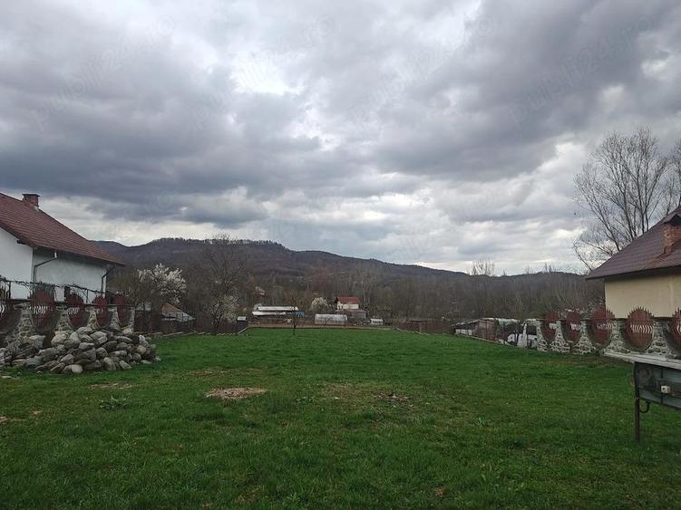 Teren intravilan Zona Salatrucel - 1