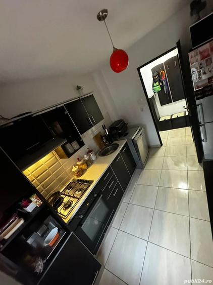 De vanzare apartament cu 2 camere, etaj intermediar, mobilat ?i utilat, 46.000 euro - 4