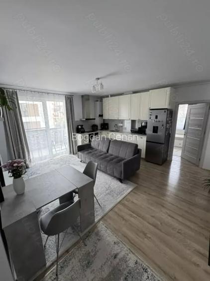 Apartament cu 3 camere, Eroilor . Apartament cu 3 camere, Eroilor .
