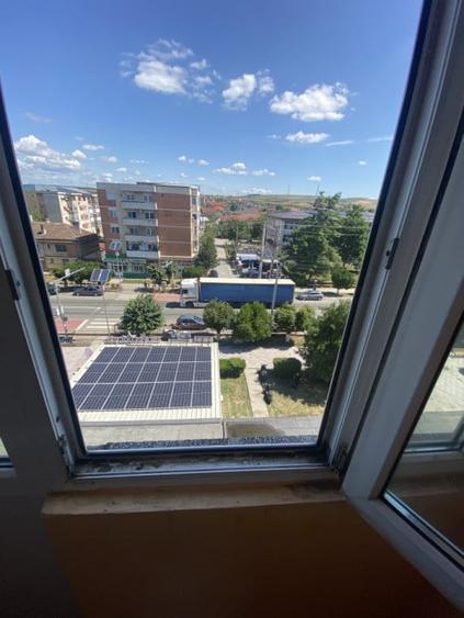 Apartament 3 camere decomandat,etaj 4/4 Bld. Racoteanu, 45 000, Filiasi. - 11