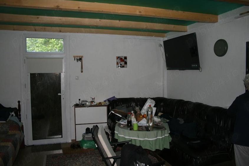 Vand casa de vacanta pe malul Cernei - 7