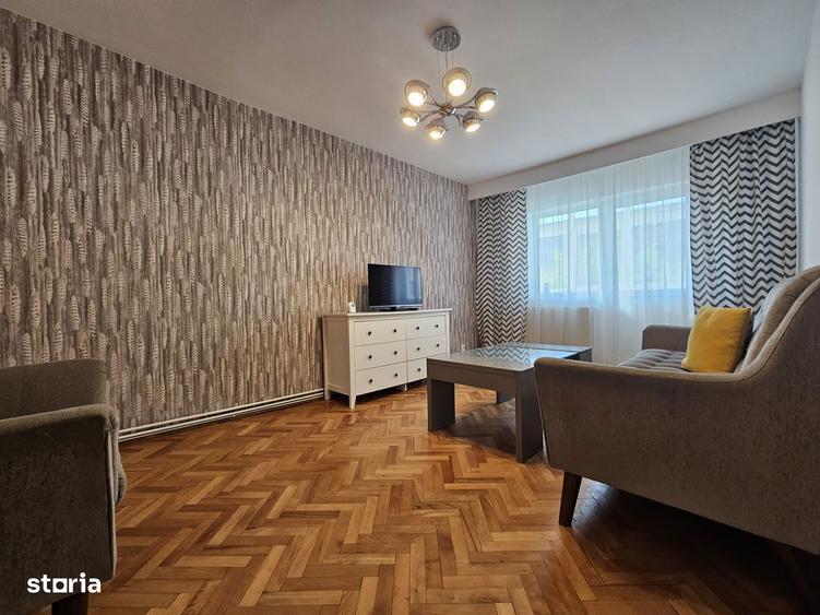 Ap.SUPERB 3 camere& 1 camera dressing Et.1 SIBIU Scoala nr.6 - 1