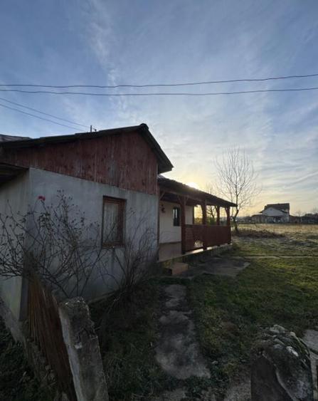 Doua case pe acela?i teren, 180 mp utili, 25 ari, ?indre? - 3