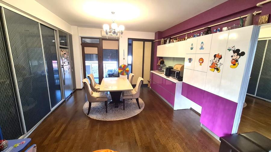 Apartament 2 camere de închiriat – Trocadero, bloc nou, lift - 13