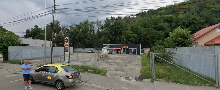 Inchiriere teren 1100 mp cu cladire si 2 garaje, Slatina (zona Oficiului de Cadastru) - 1