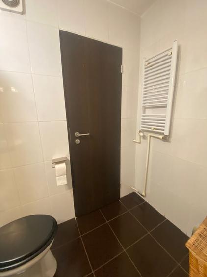 Apartament cu 3 camere semidecomandat în Brâncoveanu
