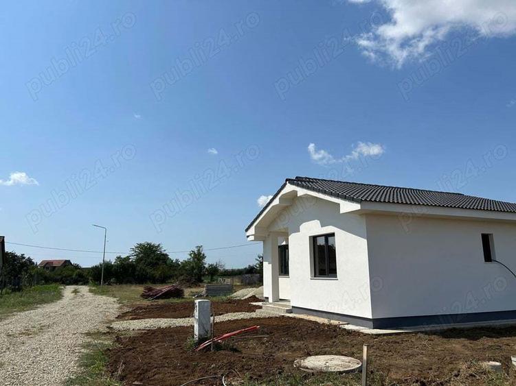 Casa de vanzare in comuna Nojorid - 4