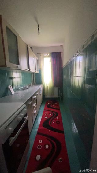 Inchiriez apartament 2 camere Pia?a Sud, etaj 3, mobilat complet. - 6