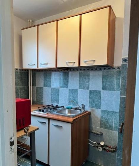 Investitie garsoniera etaj 4 zona metrou Favorit - 2