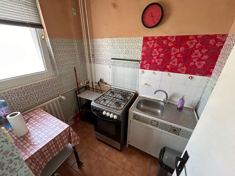 Garsoniera Titan Bloc 1978 Reabilitat 32 Mp Gata De Renovare 8 Min Metrou - 5