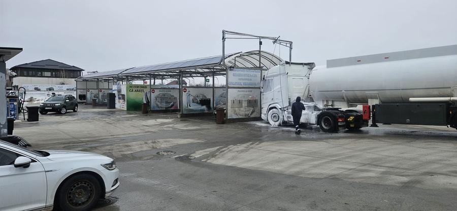 Vand spalatorie 8 rampe casa 180 mp piscina calugareni giurgiu - 4