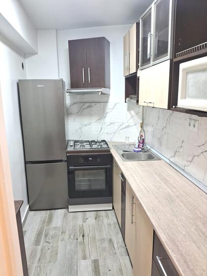 Garsoniera 28mp bloc de apartamente strada T.V.-mobilata 37.500eur neg - 5