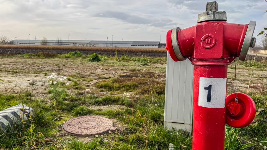 Teren industrial, intravilan, cu utilitati, Stupini, 11.600 mp - 9