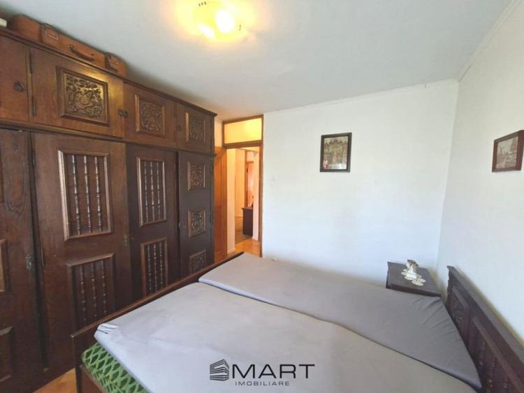 Apartament cu 3 camere decomandat în Calea Dumbrăvii