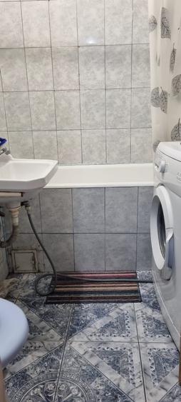 Titan , 5 munte Piata Trapezului - 11