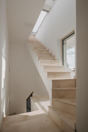 JIULUI-DAMAROAIA  Apartament in bloc boutique  2025, 1 loc garaj subteran - 25